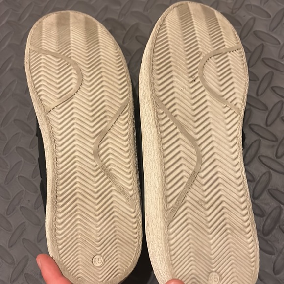 Pajar men’s casual shoes with Velcro - Picture 6 of 7